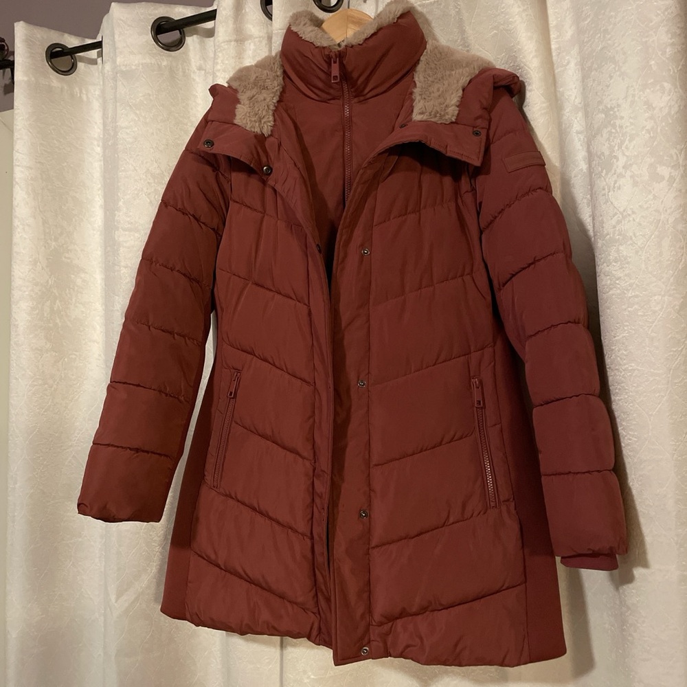 Andrew Marc Women's Puffer Coat with Faux Fur Hood - Rust - Picture 2 of 7